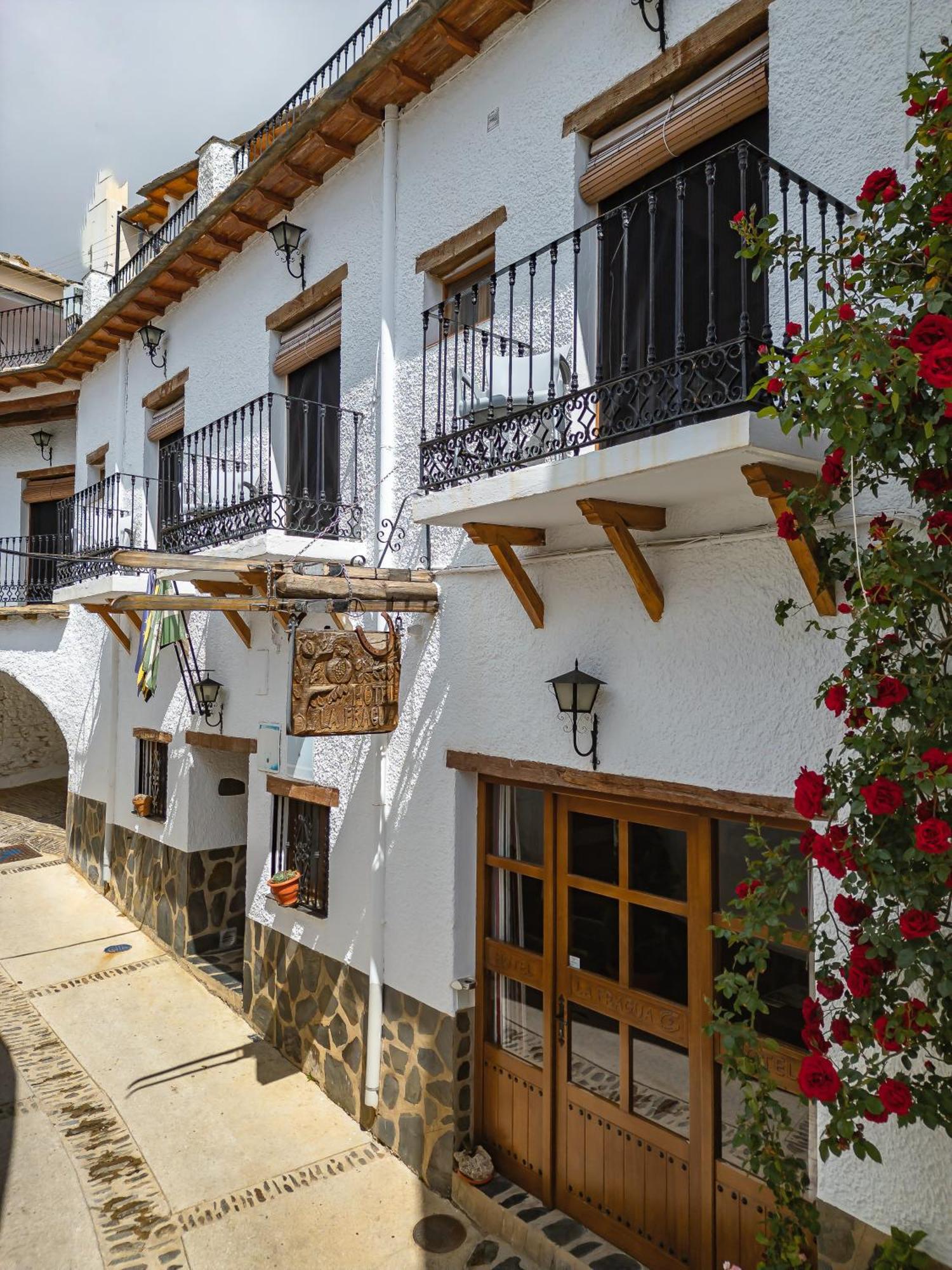 Hotel La Fragua I Тревелес Екстер'єр фото