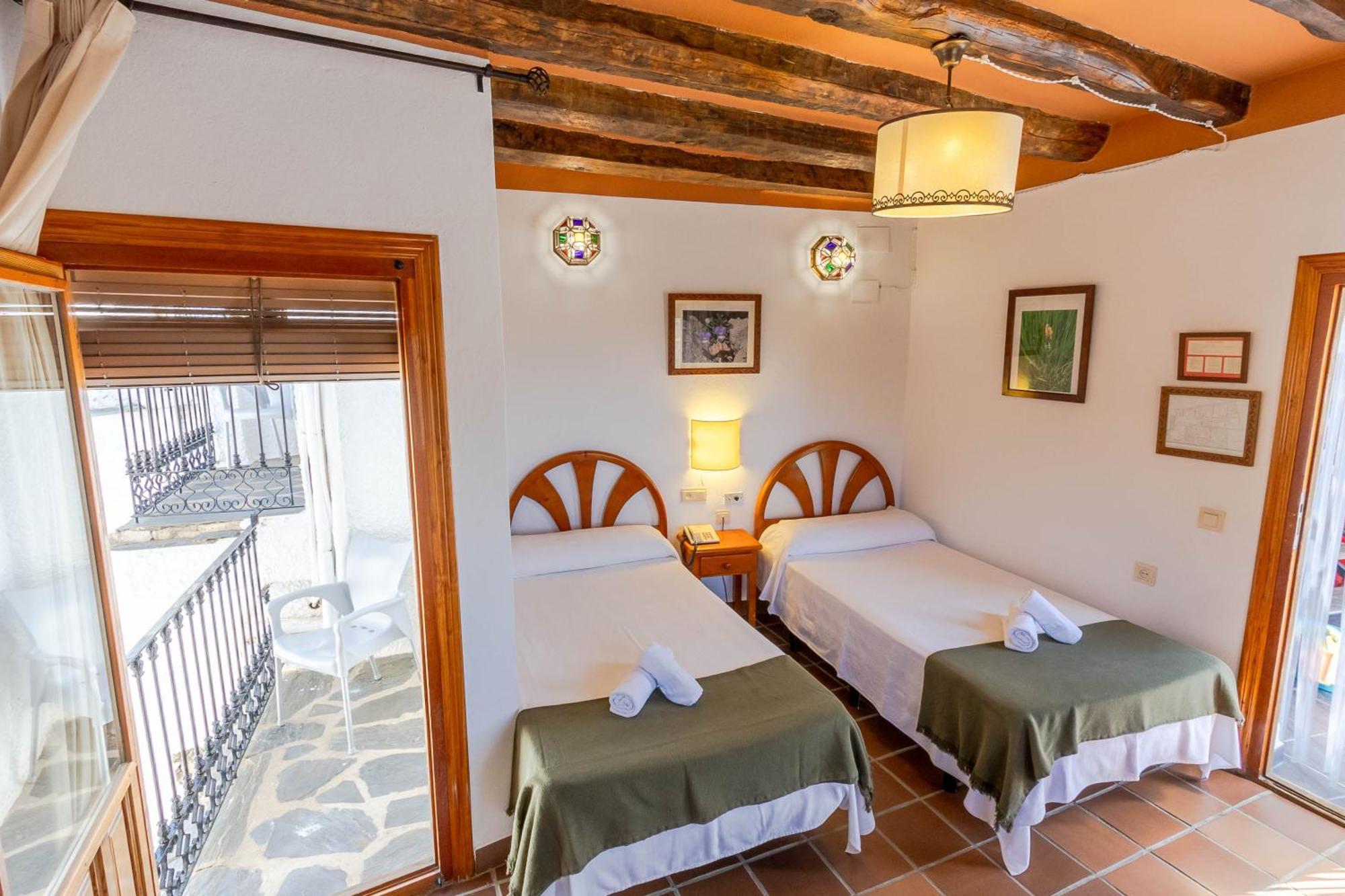 Hotel La Fragua I Тревелес Екстер'єр фото