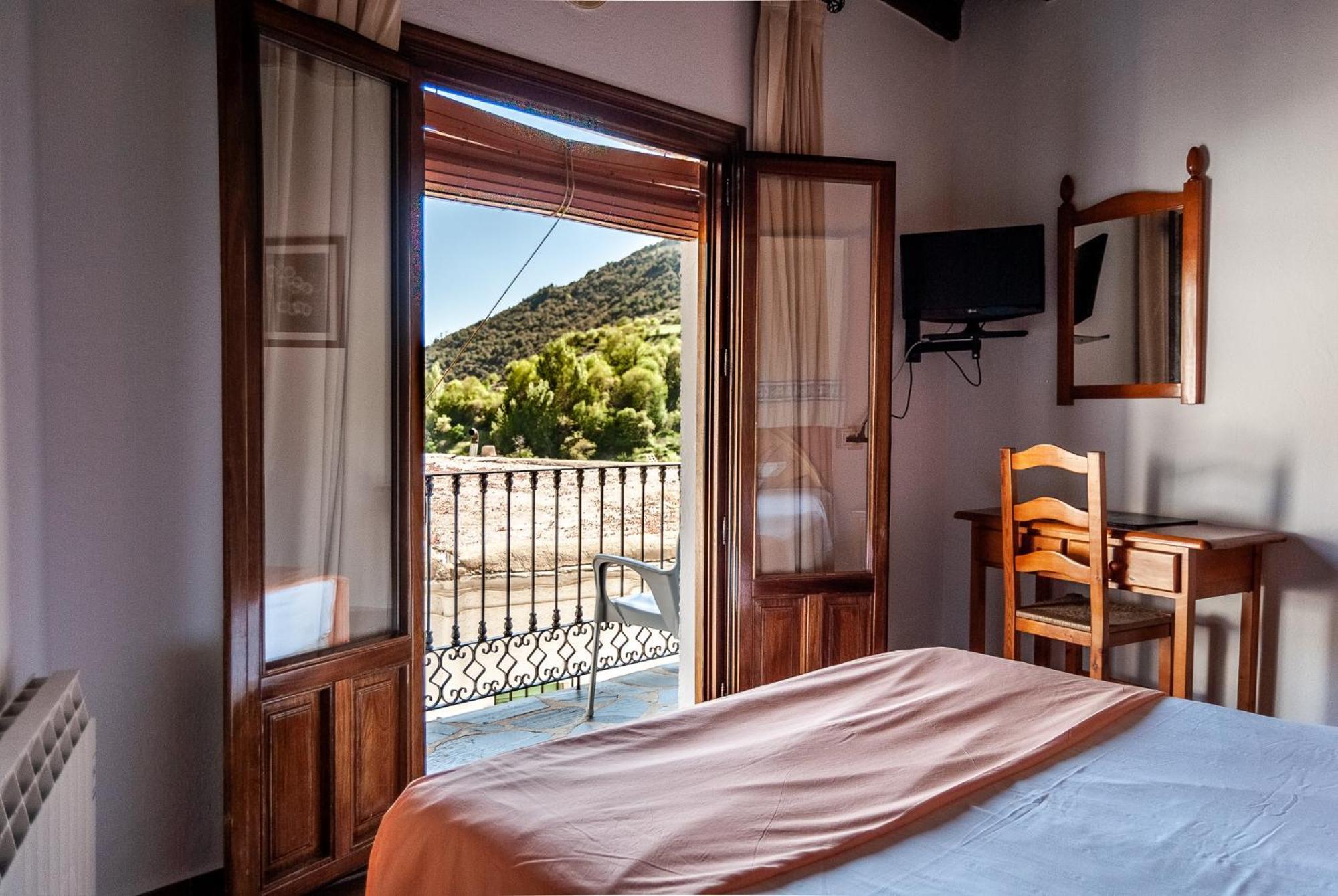 Hotel La Fragua I Тревелес Екстер'єр фото