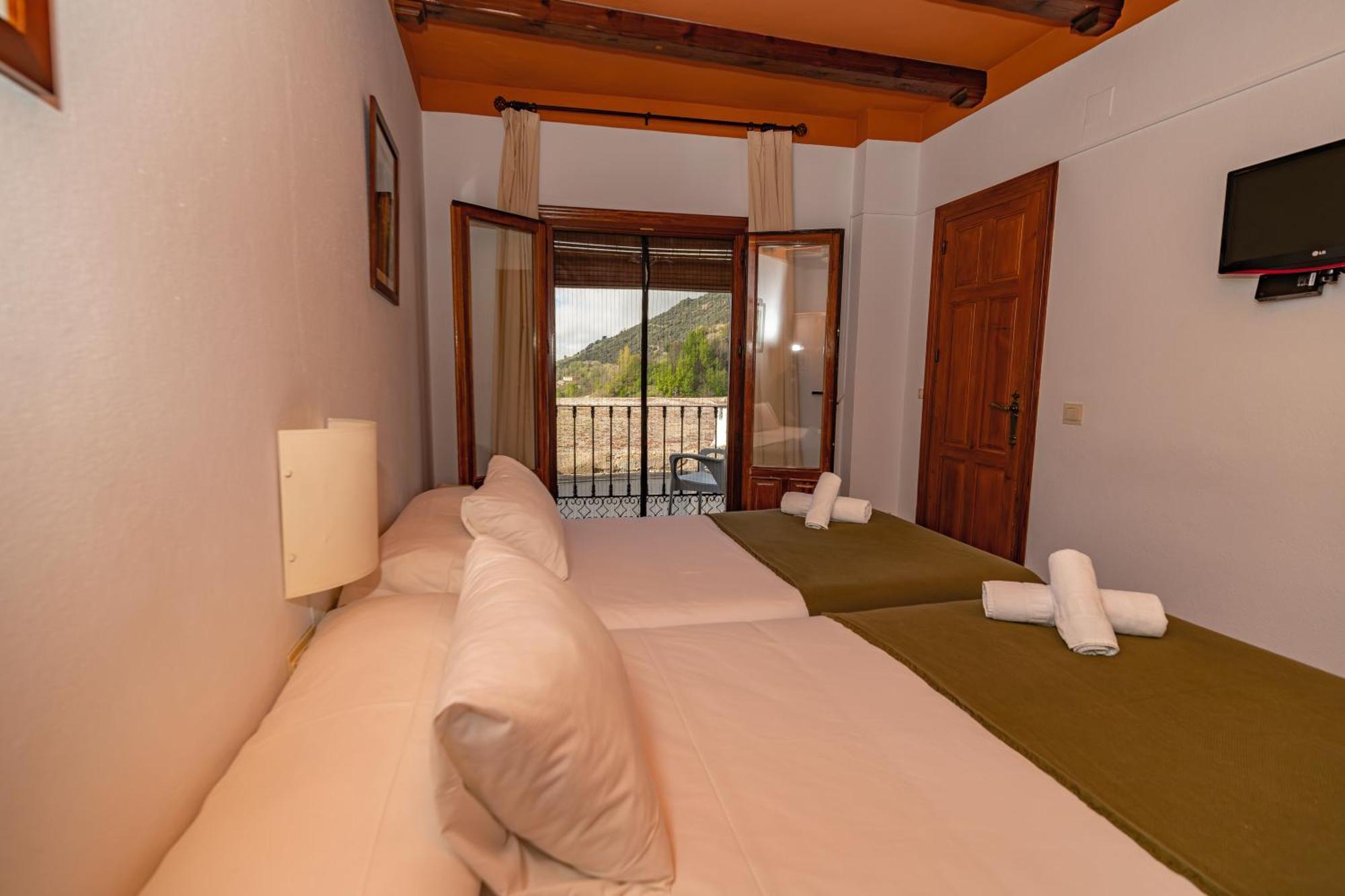 Hotel La Fragua I Тревелес Екстер'єр фото